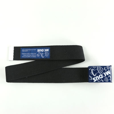 附品牌標籤黑色帆布腰帶，皮革細節與金屬扣